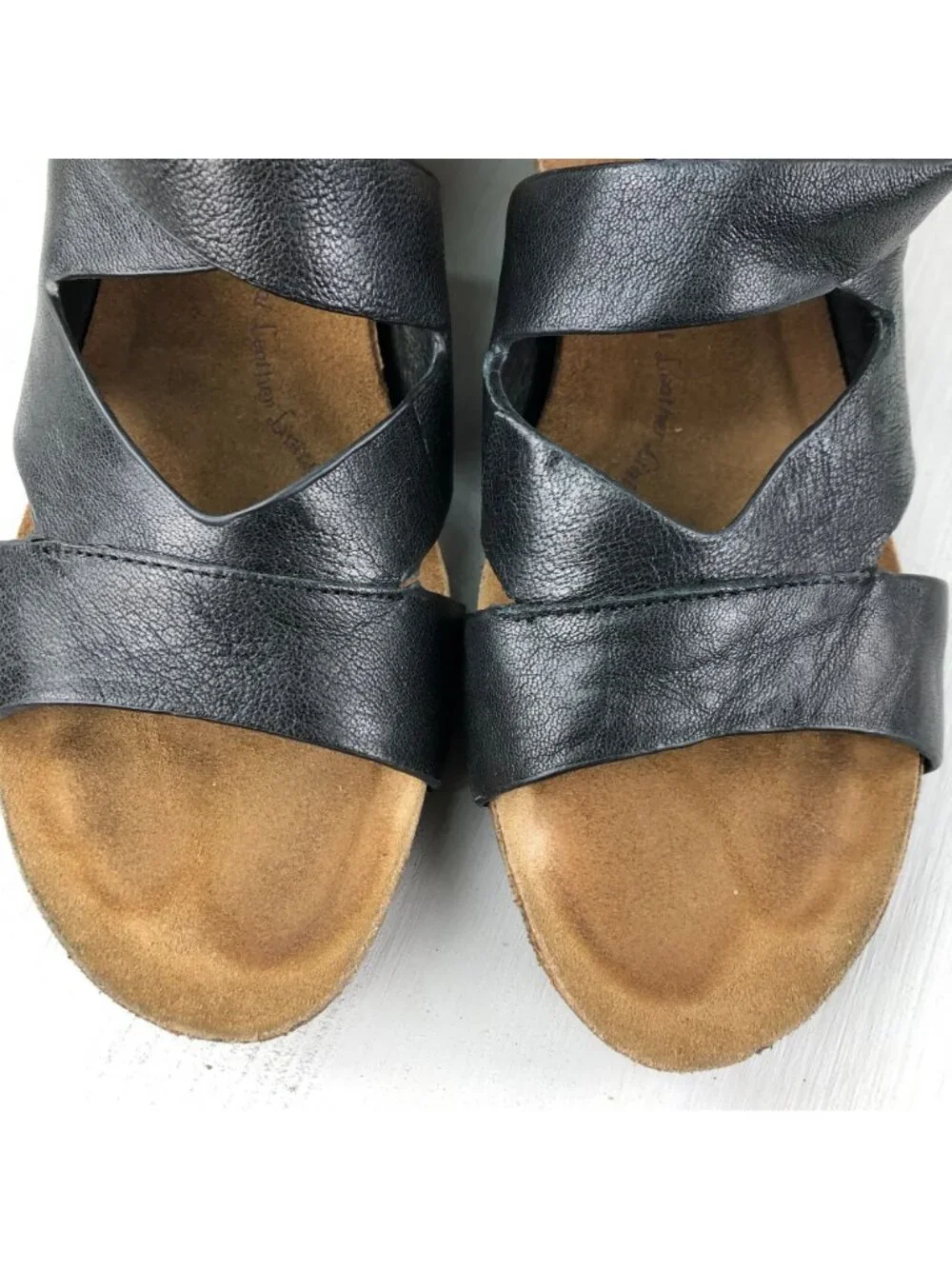 Sofft Women's Size 7.5M Vara Black Leather Open Toe Wedge Heel Sandals